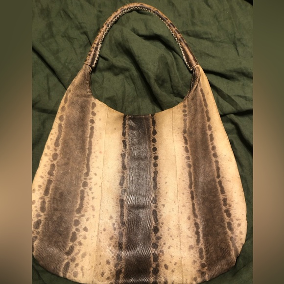 ๐ด๐คฉ DEVI KROELL DESIGNER PYTHON SNAKESKIN HOBO SHOULDER BAG!๐ - Picture 5 of 17